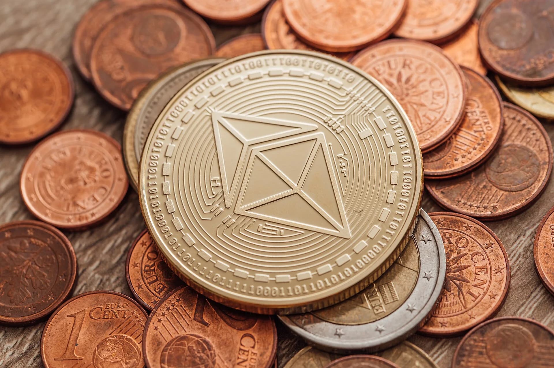 Close-up of a physical Ethereum collector coin (photo: Ivan Radic, Wikimedia Commons, CC BY 2.0)